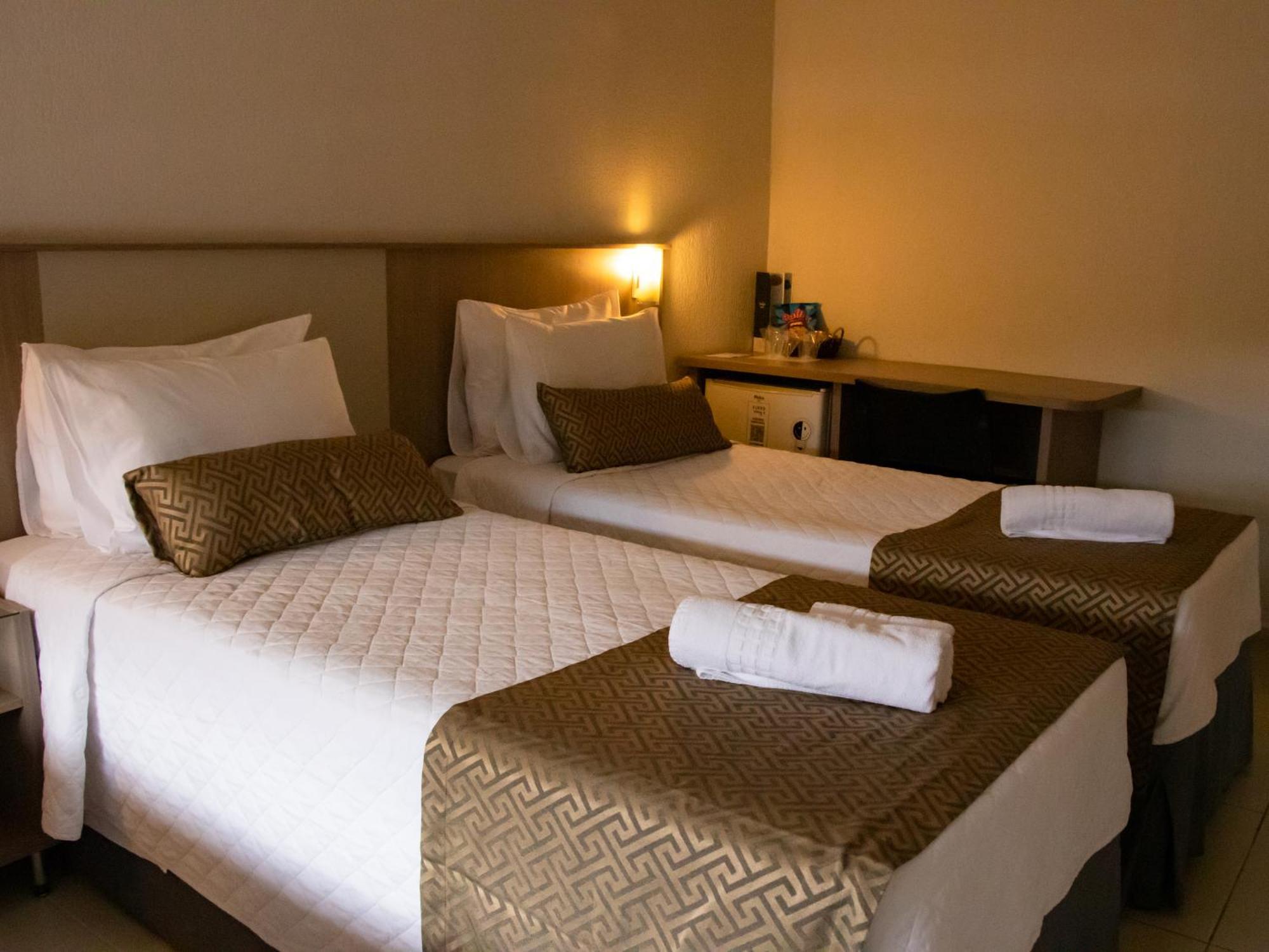 Iguassu Express Hotel Φοζ ντο Ιγκουασού Εξωτερικό φωτογραφία